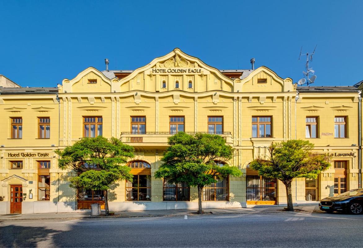 Hotel Golden Eagle Levice Exteriér fotografie